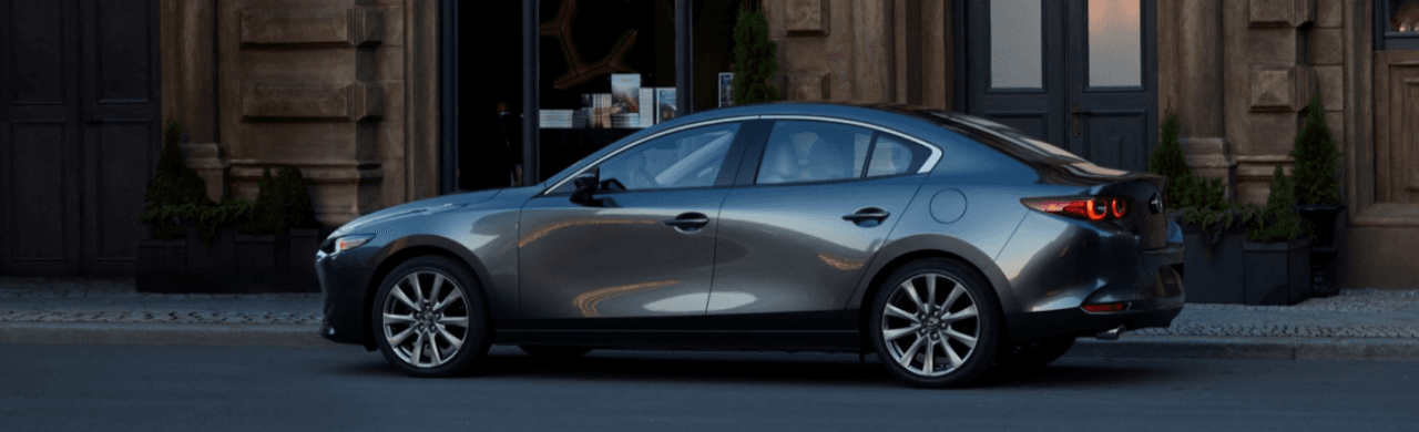 Mazda3 vs. Honda Civic: Which Is the Ultimate Commuter Car for Phoenix Highways?