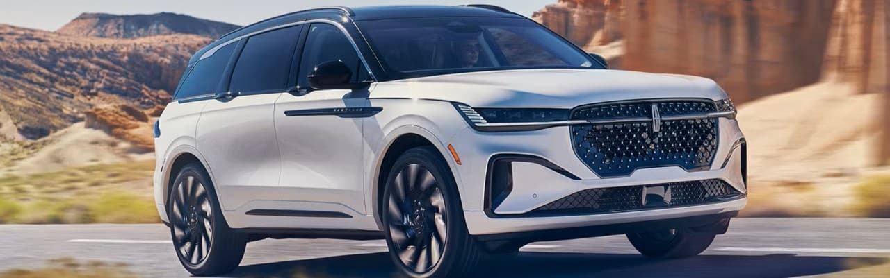 2026 Lincoln Nautilus Near Phoenix: Compare Trims, Comfort, and Features