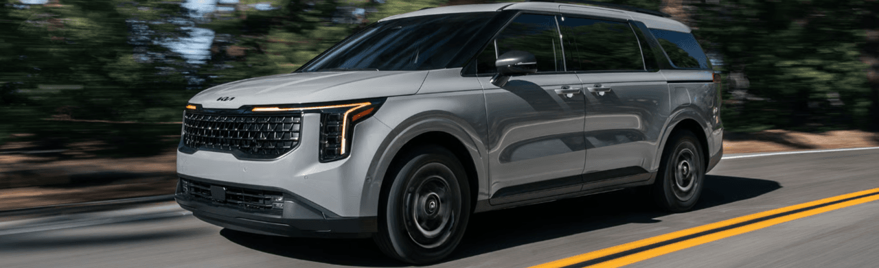 Kia Carnival Hybrid Features & Technology Near Phoenix